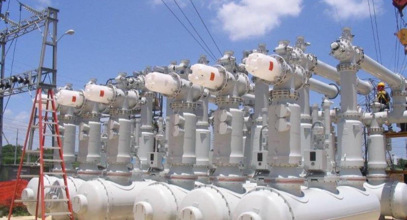 Gas electricity generation - series of tanks and tubes